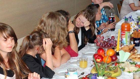 Grafika #2: Wieczorek pożegnalny klasy VI