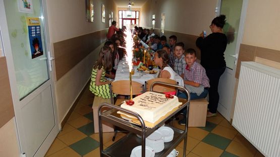 Grafika #5: Wieczorek pożegnalny klasy VI