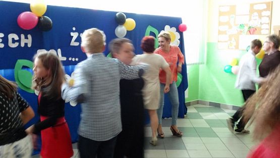 Grafika #20: Wieczorek pożegnalny klasy VI