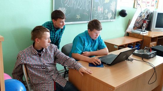 Grafika #22: Wieczorek pożegnalny klasy VI