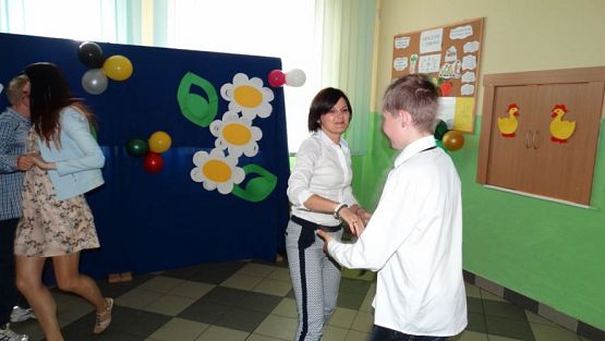 Grafika #41: Wieczorek pożegnalny klasy VI