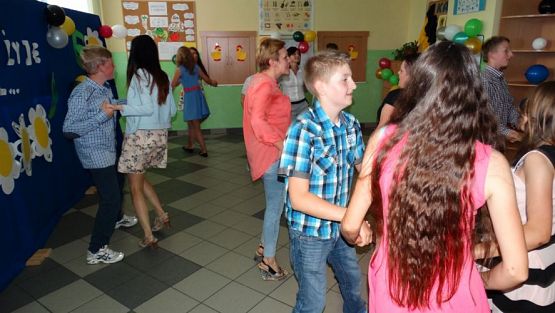 Grafika #52: Wieczorek pożegnalny klasy VI