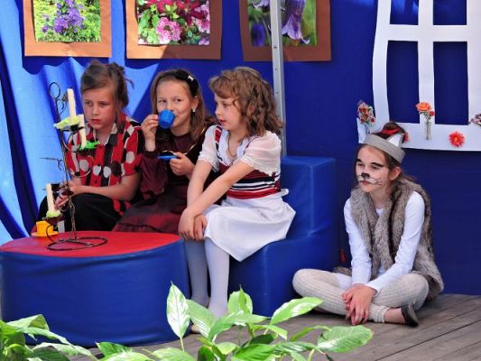 Grafika #53: Festyn rodzinny