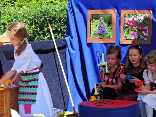 Grafika #54: Festyn rodzinny