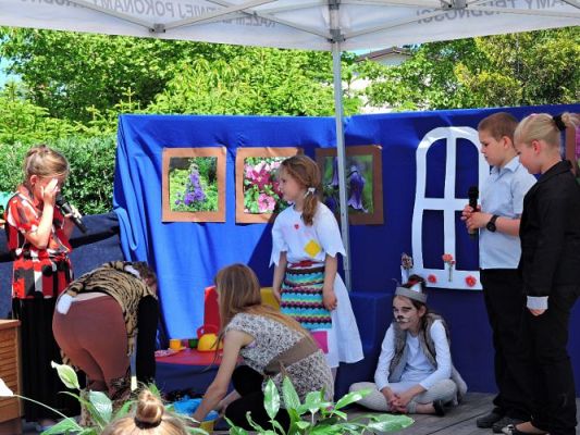 Grafika #66: Festyn rodzinny