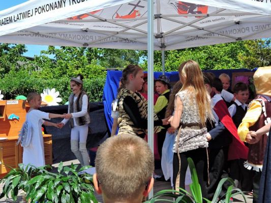 Grafika #85: Festyn rodzinny