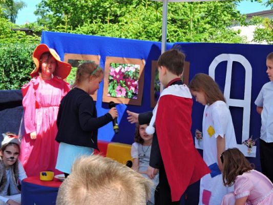 Grafika #98: Festyn rodzinny