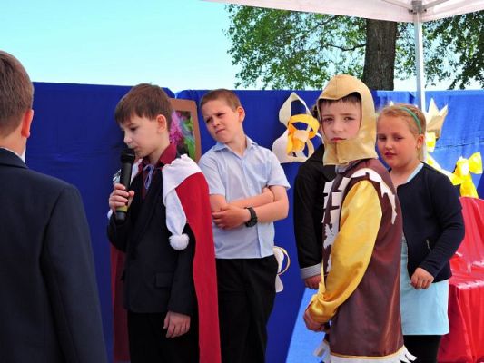 Grafika #102: Festyn rodzinny