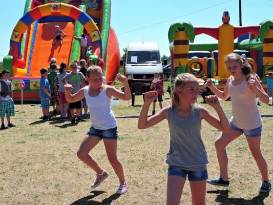 Grafika #142: Festyn rodzinny