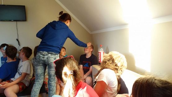 Grafika #69: Biwak klasy VI w Żarnowskiej