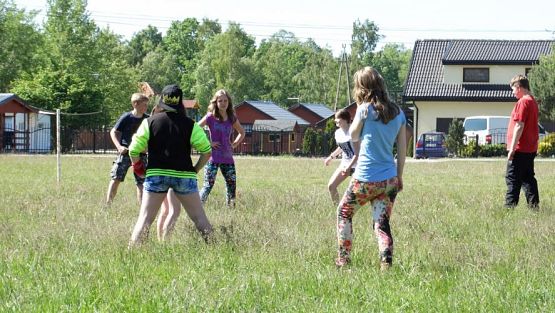 Grafika #81: Biwak klasy VI w Żarnowskiej