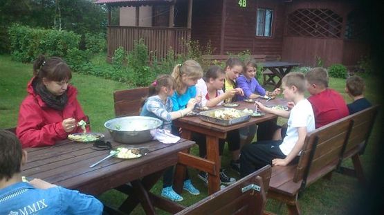 Grafika #50: Biwak klasy piątej