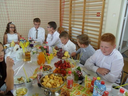 Grafika #11: Ostatni bal z moją klasą