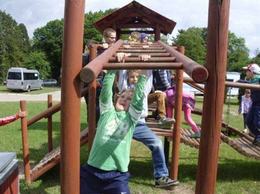 Grafika #4: Wycieczka kl.0 - III do Runowa