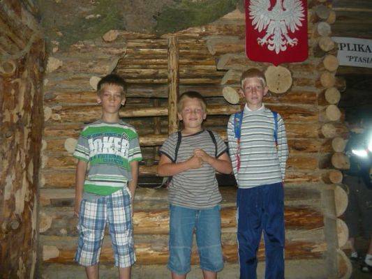 Grafika #16: Wycieczka do Szymbarku