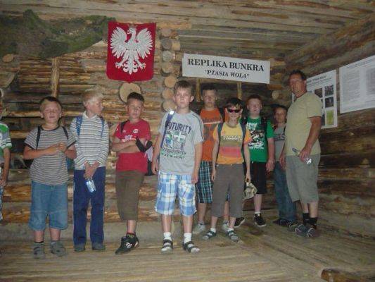 Grafika #17: Wycieczka do Szymbarku