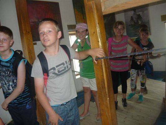 Grafika #25: Wycieczka do Szymbarku