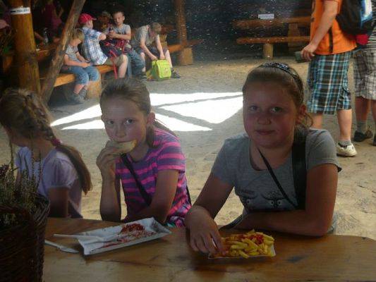 Grafika #30: Wycieczka do Szymbarku