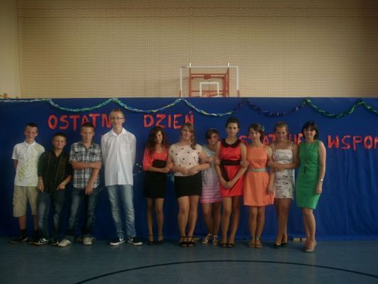 Grafika #1: Wieczorek pożegnalny klasy VI