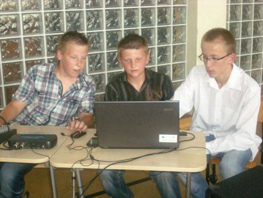 Grafika #16: Wieczorek pożegnalny klasy VI