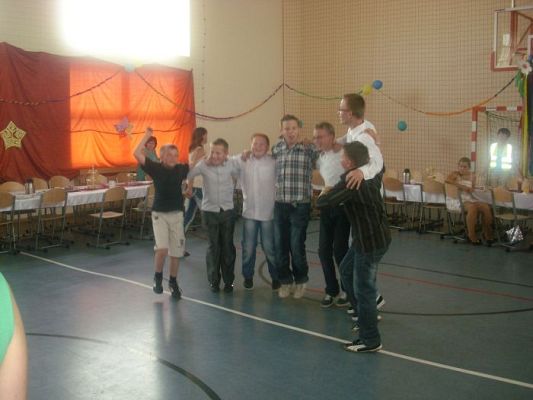 Grafika #23: Wieczorek pożegnalny klasy VI