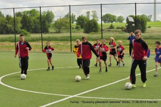 Grafika #7: Turniej Piłki Nożnej - "Szukamy Piłkarskich Talentów"