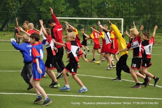 Grafika #13: Turniej Piłki Nożnej - "Szukamy Piłkarskich Talentów"