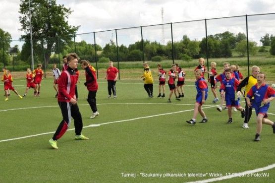 Grafika #17: Turniej Piłki Nożnej - "Szukamy Piłkarskich Talentów"