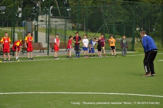 Grafika #19: Turniej Piłki Nożnej - "Szukamy Piłkarskich Talentów"