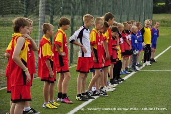 Grafika #23: Turniej Piłki Nożnej - "Szukamy Piłkarskich Talentów"