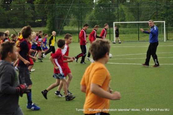 Grafika #25: Turniej Piłki Nożnej - "Szukamy Piłkarskich Talentów"