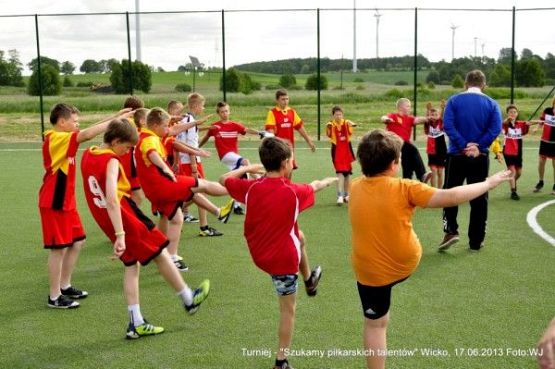 Grafika #33: Turniej Piłki Nożnej - "Szukamy Piłkarskich Talentów"