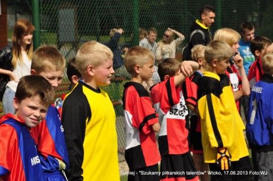 Grafika #37: Turniej Piłki Nożnej - "Szukamy Piłkarskich Talentów"