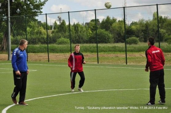 Grafika #40: Turniej Piłki Nożnej - "Szukamy Piłkarskich Talentów"