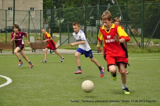 Grafika #52: Turniej Piłki Nożnej - "Szukamy Piłkarskich Talentów"