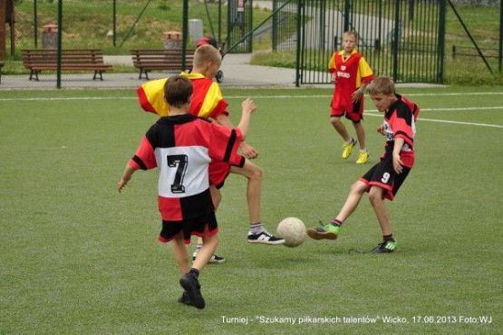 Grafika #63: Turniej Piłki Nożnej - "Szukamy Piłkarskich Talentów"
