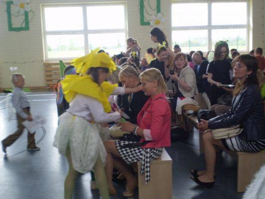 Grafika #20: Spotkanie z Calineczką