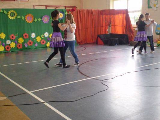 Grafika #22: Spotkanie z Calineczką