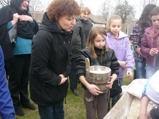Grafika #4: WYCIECZKA DO MUZEUM WSI SŁOWIŃSKIEJ W KLUKACH