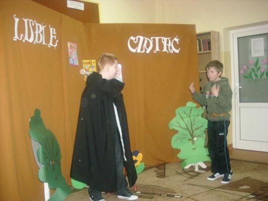 Grafika #9: Lubię czytać!