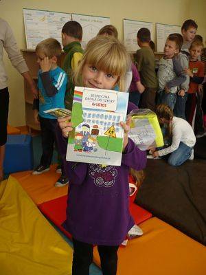 Grafika #4: Bezpieczna droga z radami SpongeBoba