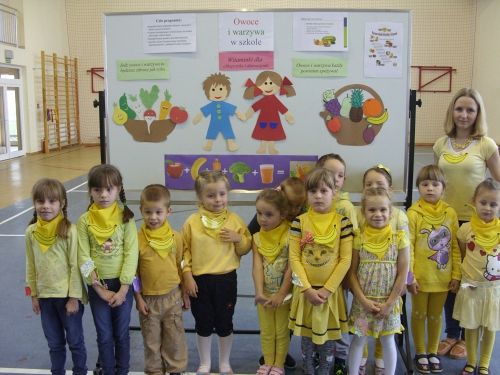 Grafika #1: Kolorowy Dzień Owoców i Warzyw