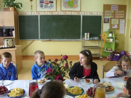 Grafika #3: Pożegnanie kl. III