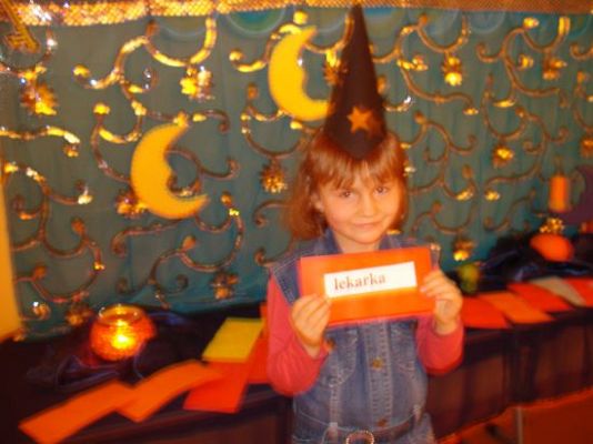 Grafika #1: Wróżby andrzejkowe- klasa 1