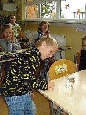 Grafika #2: Światowy Dzień Drzewa- Klasa 2