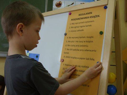 Grafika #2: Międzynarodowy Dzień Książki dla Dzieci