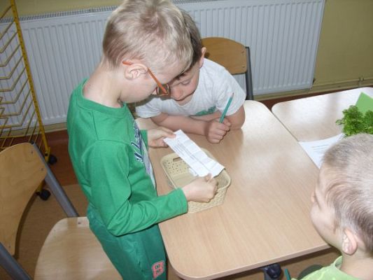 Grafika #4: Zielony Dzień w klasie pierwszej