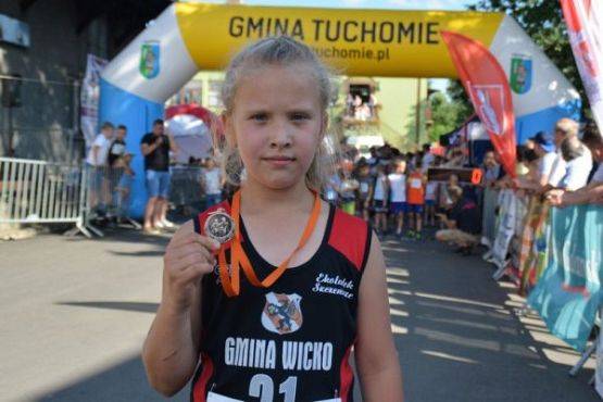 Grafika #1: Wakacyjne sukcesy Amelii Tasior i Pawła Sęktasa