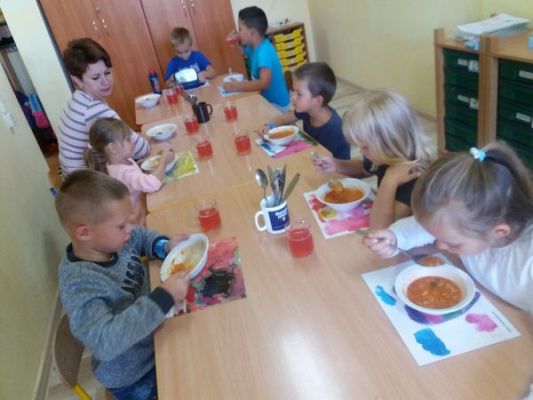 Grafika #7: Pierwsze tygodnie w oddziale przedszkolnym