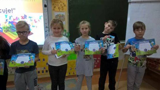 Grafika #5: Pomysłowi trzecioklasiści wzięli udział w konkursach